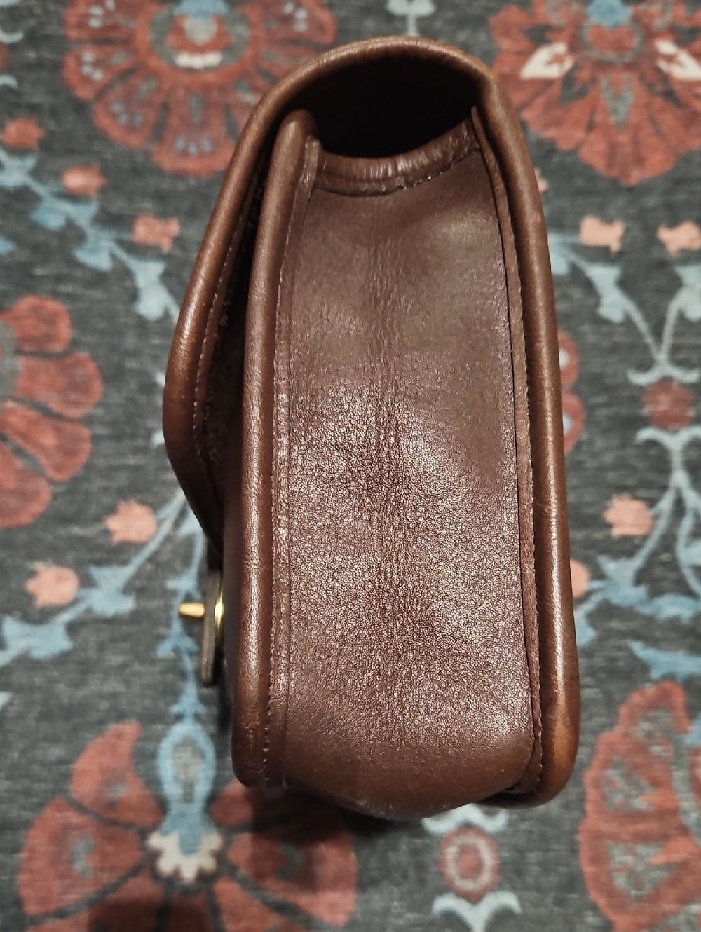 Coach 9832 Turnlock Clutch - Picture 7 of 9